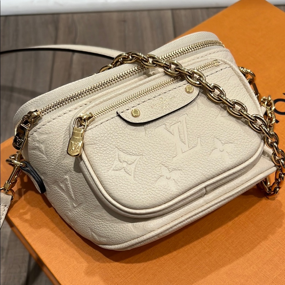 Louis Vuitton Cream Leather Crossbody with Gold Hardware